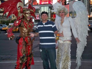 Derek's conscience in Vegas... defintely not Jiminy Cricket. Derek's conscience in Vegas... defintely not Jiminy Cricket.